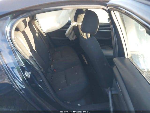 2020 MAZDA MAZDA3 8