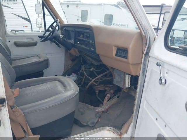 1984 FORD ECONOLINE E250 VAN 5