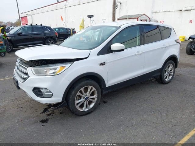 2017 FORD ESCAPE SE 2
