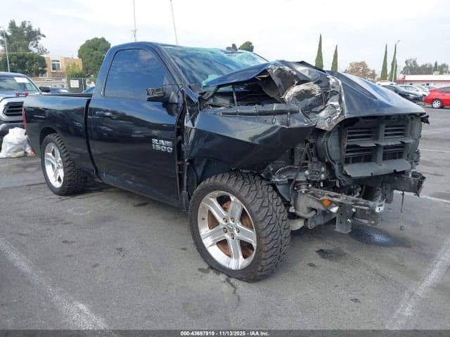 2017 RAM 1500 SPORT 4X2 6'4 BOX 1