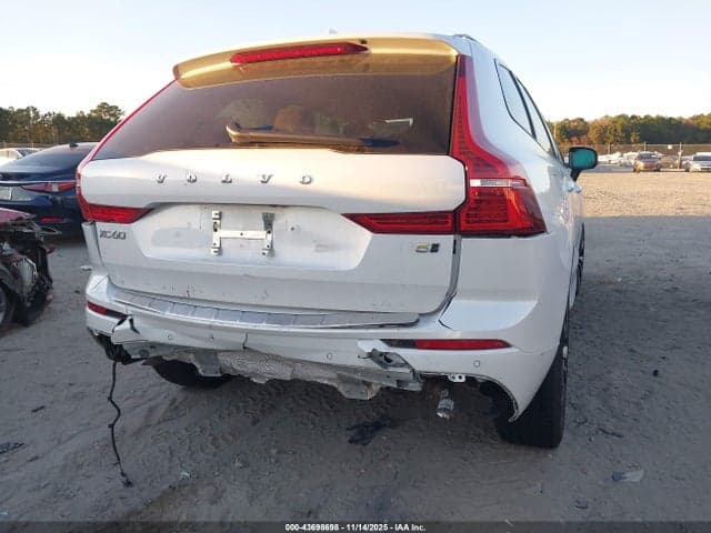 2024 VOLVO XC60 B5 ULTIMATE DARK THEME 6