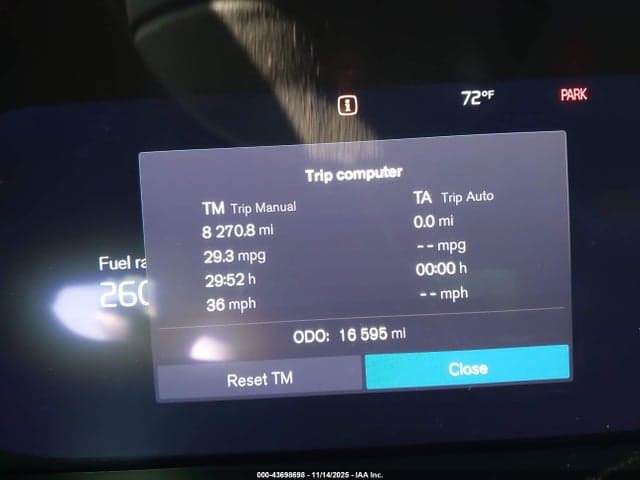 2024 VOLVO XC60 B5 ULTIMATE DARK THEME 7