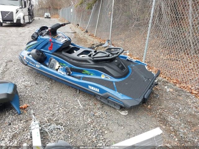 2025 YAMAHA VX CRUISER HO 3