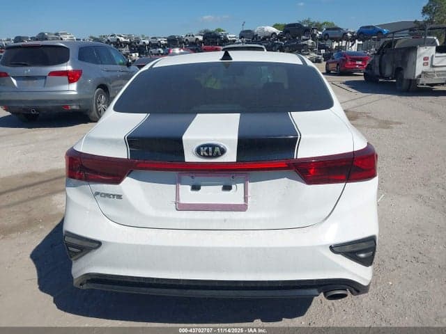 2021 KIA FORTE LXS 16