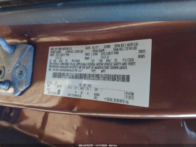 2017 FORD ESCAPE SE 9