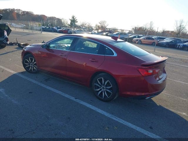 2022 CHEVROLET MALIBU FWD RS 3