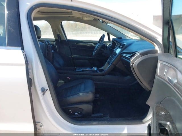 2017 FORD FUSION SE 5