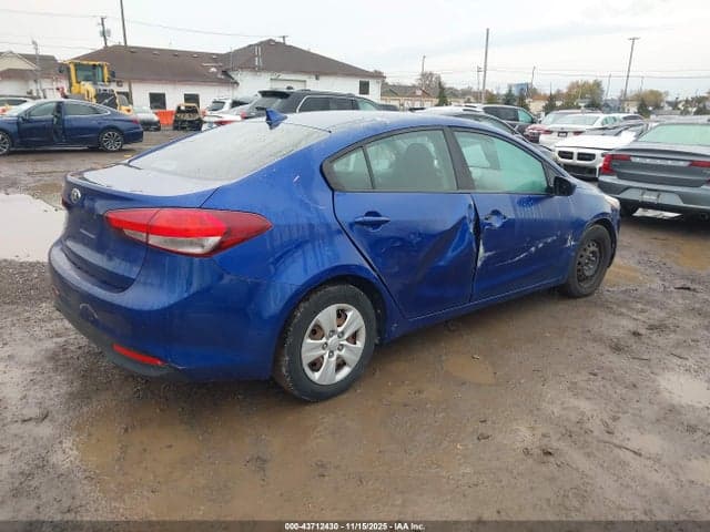 2017 KIA FORTE LX 4