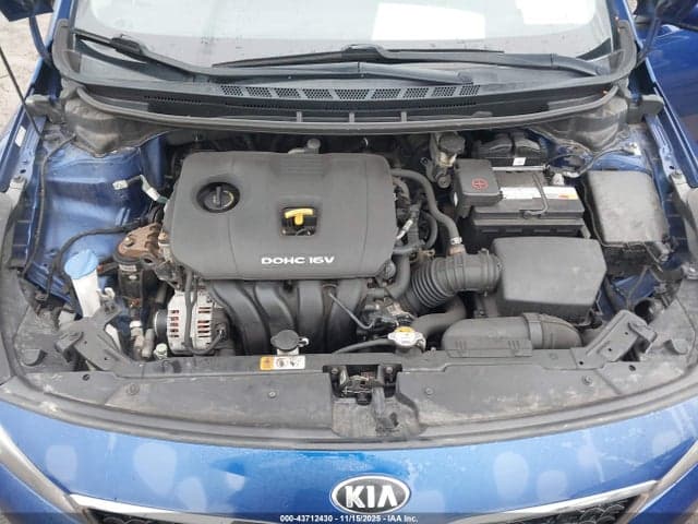 2017 KIA FORTE LX 10