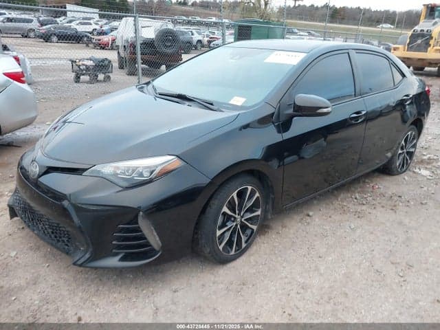 2017 TOYOTA COROLLA SE 2