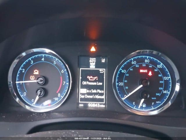 2017 TOYOTA COROLLA SE 7