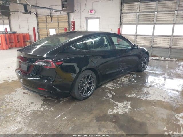 2021 TESLA MODEL 3 STANDARD RANGE PLUS REAR-WHEEL DRIVE 4