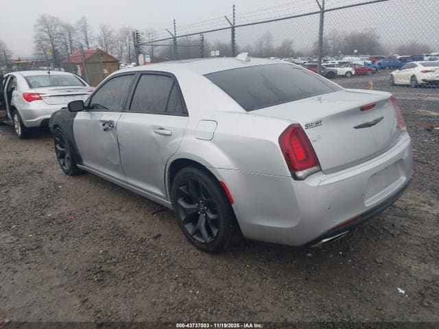 2021 CHRYSLER 300 300S 3