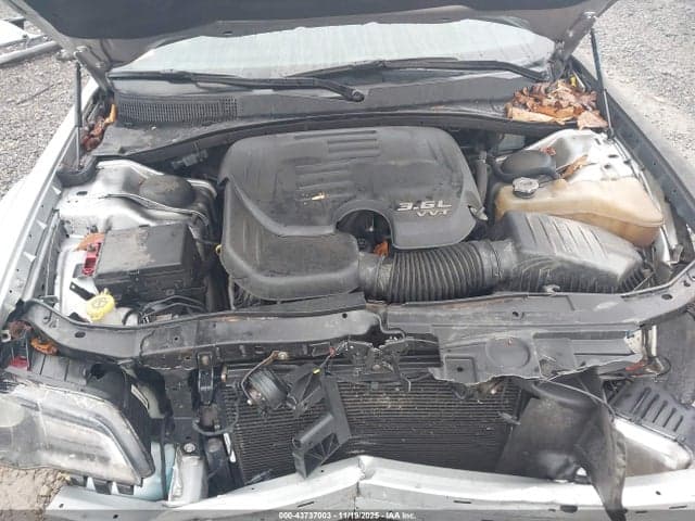 2021 CHRYSLER 300 300S 10