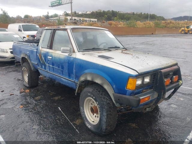 1982 DATSUN 720 KING CAB