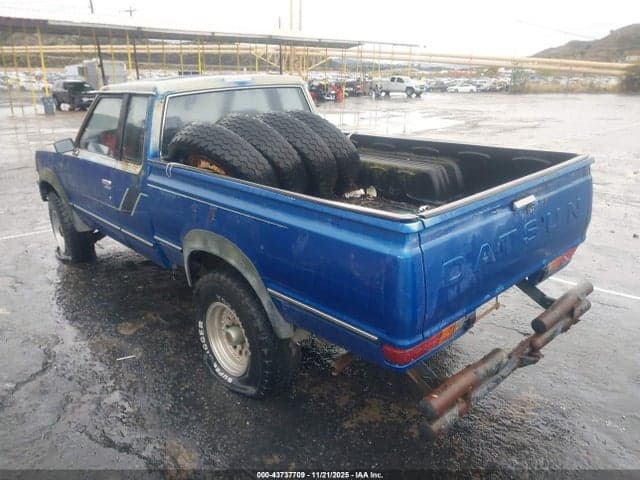 1982 DATSUN 720 KING CAB 4