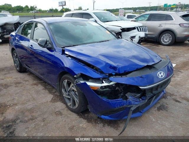 2025 HYUNDAI ELANTRA SEL SPORT 1