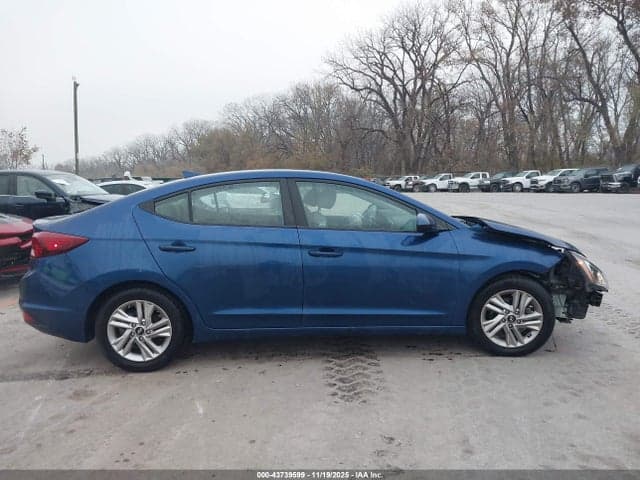 2020 HYUNDAI ELANTRA SEL 14
