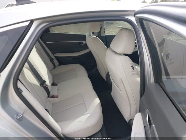 2025 HYUNDAI SONATA SE 8