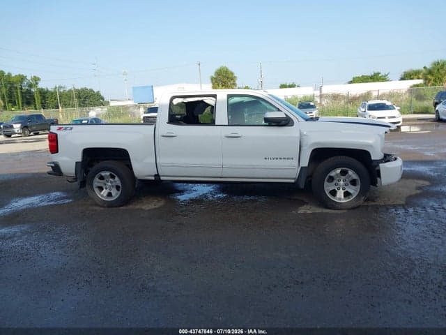 2018 CHEVROLET SILVERADO 1500 2LT 13
