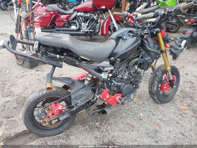 2017 HONDA GROM 125 4