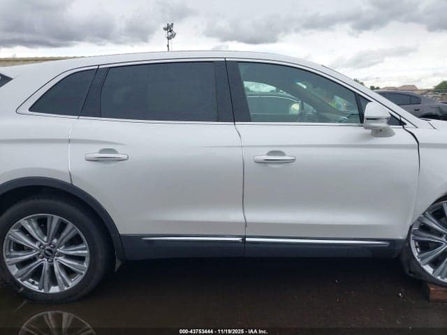 2016 LINCOLN MKX RESERVE 13