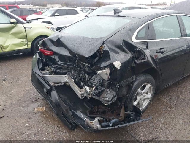 2017 CHEVROLET MALIBU LS 6