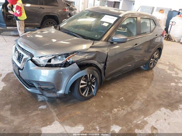 2020 NISSAN KICKS SV XTRONIC CVT 2