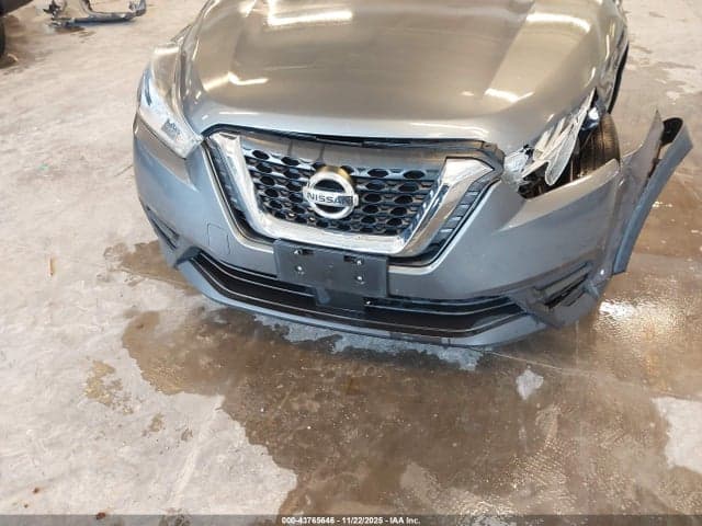 2020 NISSAN KICKS SV XTRONIC CVT 18