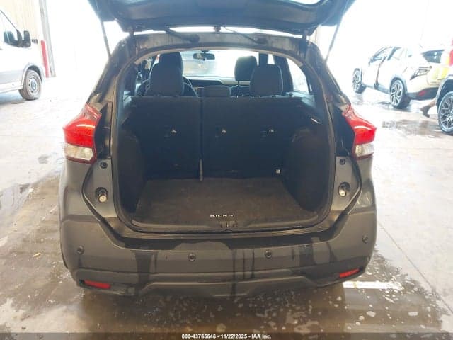 2020 NISSAN KICKS SV XTRONIC CVT 19