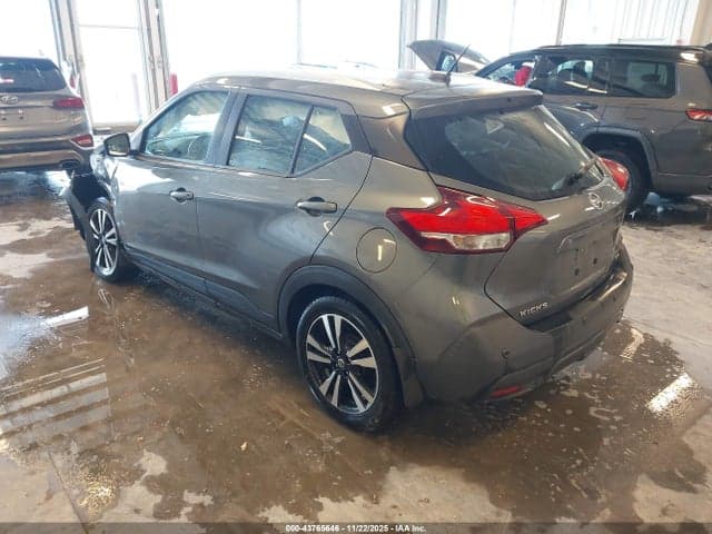 2020 NISSAN KICKS SV XTRONIC CVT 3