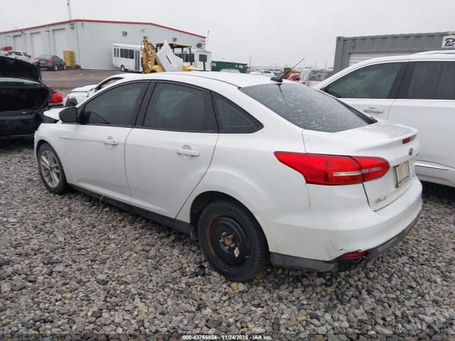 2017 FORD FOCUS SE 3