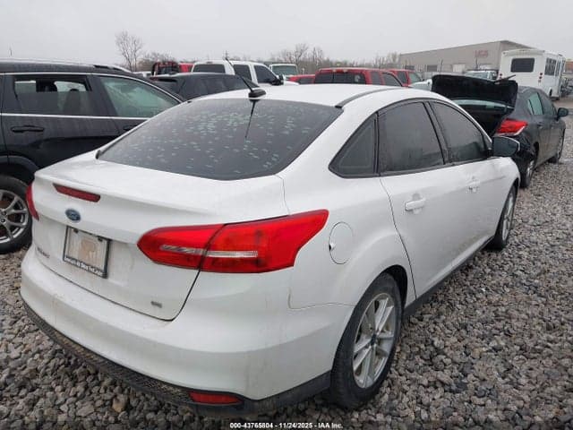 2017 FORD FOCUS SE 4
