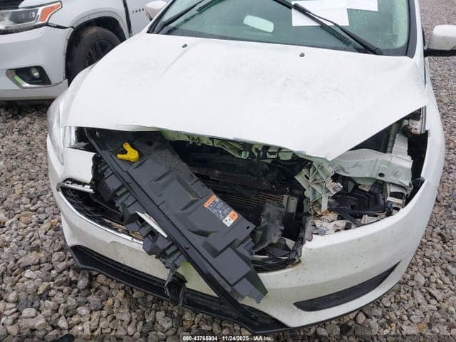 2017 FORD FOCUS SE 6