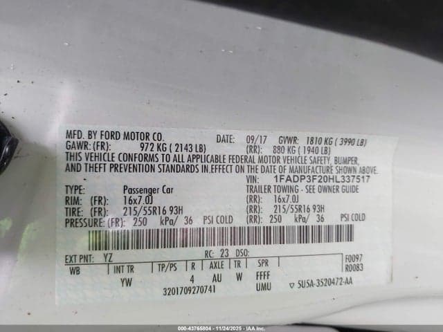 2017 FORD FOCUS SE 9