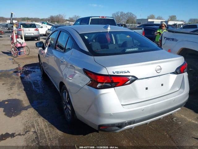 2025 NISSAN VERSA 1.6 SV 3
