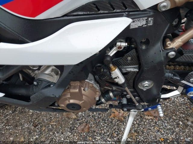 2022 BMW S 1000 RR 9