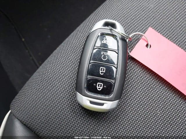2023 HYUNDAI VENUE LIMITED 11