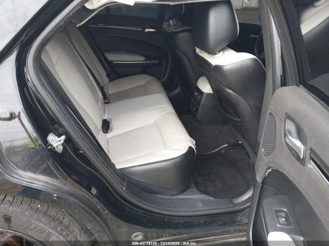 2017 CHRYSLER 300 300S 8