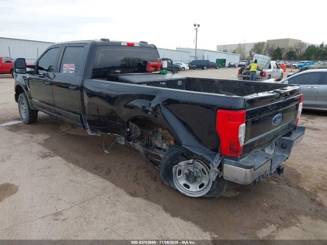 2022 FORD F-350 XL 3