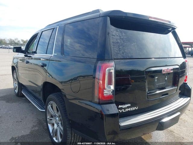2017 GMC YUKON SLT 3