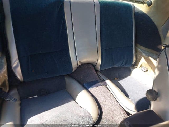 1982 CHEVROLET CAMARO 8