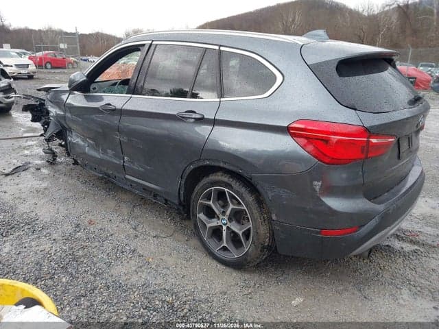 2017 BMW X1 XDRIVE28I 3