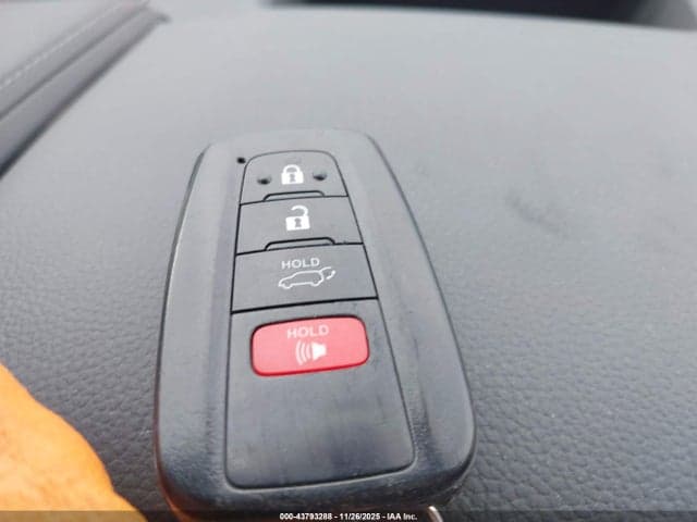 2023 TOYOTA HIGHLANDER PLATINUM 11