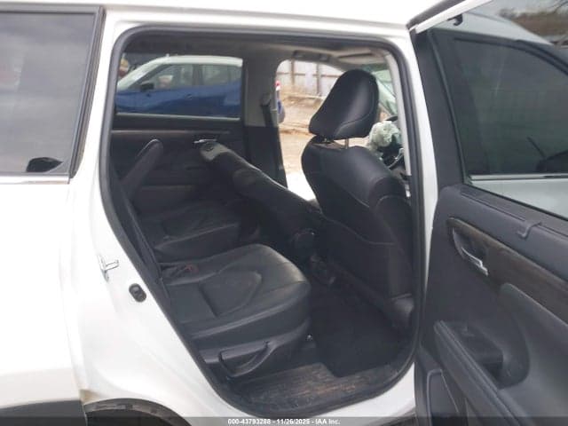 2023 TOYOTA HIGHLANDER PLATINUM 8