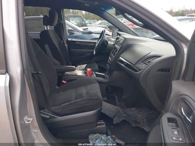 2017 DODGE GRAND CARAVAN SE PLUS 5
