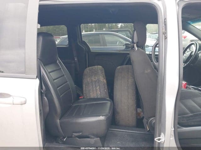 2017 DODGE GRAND CARAVAN SE PLUS 8
