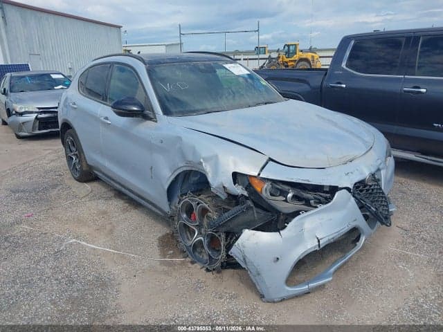 2024 ALFA ROMEO STELVIO TI AWD