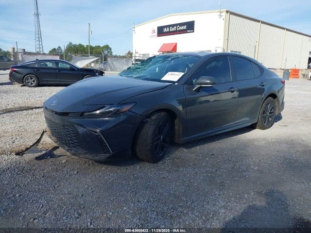 2025 TOYOTA CAMRY SE 2