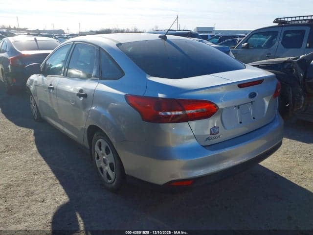2017 FORD FOCUS S 3